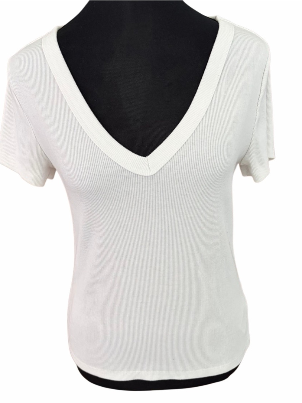 Set of (2) ribbed tee shirts, a new day L, Old Navy M.